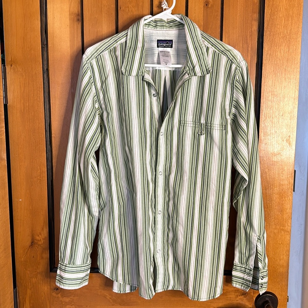 Men’s Patagonia, button-down shirt, size medium